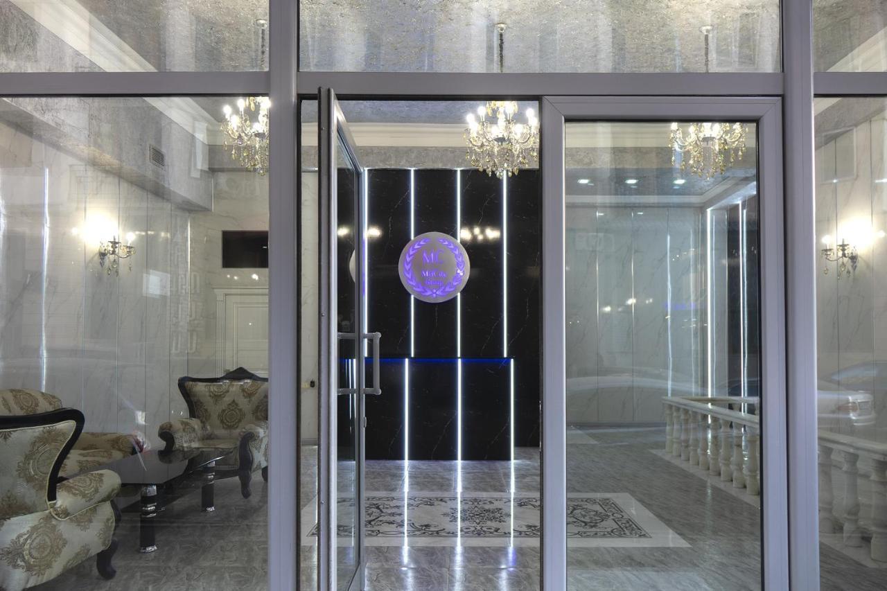 Midcity Hostel Yerevan Bagian luar foto
